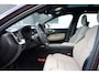 Volvo XC60 2.0 T6 Plug-in hybrid AWD Plus Bright | Mulberry Red Metallic | 21" Lichtmetalen velgen | Luchtvering | Rondomzicht camera | Elektrisch bedienbare voorstoelen