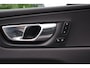 Volvo XC60 2.0 T6 Plug-in hybrid AWD 350 PK Plus Dark, Panoramadak, Luchtvering, Keyless, Memory, Carplay