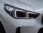 BMW X1 sDrive20i M Sport-Pano-Elek Trekhaak-Sportstoelen-Driving Assistant Pro-Harman Kardon-Travel Paket-Optiepakket Professional-18''LM velgen