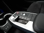 BMW X1 sDrive18i M-Sport Automaat Nieuw Model Dealer O.H. | Trekhaak af Fabriek | Alcantara Sportstoelen Memory & Verwarmd | Camera | Cruise Control | Blis | Park Assist | Apple Carplay | Navigatie | Sfeerverlichting |