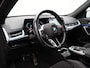 BMW X1 sDrive18i M-Sport Automaat Nieuw Model Dealer O.H. | Trekhaak af Fabriek | Alcantara Sportstoelen Memory & Verwarmd | Camera | Cruise Control | Blis | Park Assist | Apple Carplay | Navigatie | Sfeerverlichting |