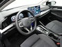 Volkswagen Golf 1.5 eTSI 150 pk DSG Style | Achteruitrijcamera | Standkachel | Head-up Display | Adaptive Cruise Control | 17 inch