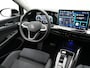 Volkswagen Golf 1.5 eTSI 150 pk DSG Style | Achteruitrijcamera | Standkachel | Head-up Display | Adaptive Cruise Control | 17 inch