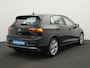 Volkswagen Golf 1.5 eTSI 150 pk DSG Style | Achteruitrijcamera | Standkachel | Head-up Display | Adaptive Cruise Control | 17 inch