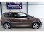 Volkswagen Cross Touran 1.4 TSI 7p. > LEES ADVERTENTIE <