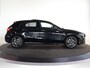 Mercedes-Benz A-klasse 250e Business Solution AMG | Panoramaschuifdak | Night | Achteruitrijcamera|  Stoelverwarming voor | LED koplampen |