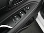 Hyundai i20 1.0 T-GDI Premium Sky | Schuif- / kanteldak | Camera | Navigatie | Cruise Control | Two-Tone |