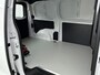 Peugeot e-Expert 75kWh 136pk L2 | Fase 3 | Airco | 3 Zits | AUTOMAAT | Achterklep met wisser | Lage km stand