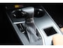 Lexus UX 250h Business Line Hybride 183 pk TREKHAAK / NAVIGATIE / LED VERLICHTING
