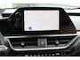 Lexus UX 250h Business Line Hybride 183 pk TREKHAAK / NAVIGATIE / LED VERLICHTING