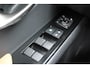 Lexus UX 250h Business Line Hybride 183 pk TREKHAAK / NAVIGATIE / LED VERLICHTING