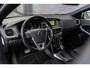 Volvo V40 1.5 T3 Polar+ Sport | Panoramadak | Achteruitrijcamera | Cruise Control | Navigatie | 	Verwarmde Voorstoelen | Parkeersensoren voor en achter |
