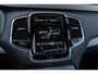 Volvo XC90 T8 Recharge AWD Ultimate Dark | 7 Zits | Long Range | Google | Adaptieve Cruise Control | Schuif-/Kanteldak | Bowers & Wilkins Audio | 360° Camera | Head-Up Display | Stoel-/Stuurverwarming | Gelaagde Zijruit(en) | Getint Glas | 22" Velgen |