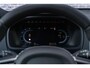 Volvo XC90 T8 Recharge AWD Ultimate Dark | 7 Zits | Long Range | Google | Adaptieve Cruise Control | Schuif-/Kanteldak | Bowers & Wilkins Audio | 360° Camera | Head-Up Display | Stoel-/Stuurverwarming | Gelaagde Zijruit(en) | Getint Glas | 22" Velgen |