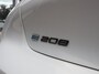 Peugeot e-208 Style EV 50kWh 136pk, Rijklaarprijs, Navigatie Stoelverwarming 3-fase Climate control LED DAB+