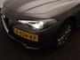 Alfa Romeo Giulia 2.0T 200pk Aut. Super | Leder | Navi | Xenon | Camera |