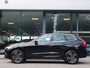 Volvo XC60 2.0 B5 250 PK Momentum Exclusive / Panoramadak