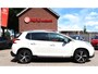 Peugeot 2008 1.6-16v Féline 120 Pk. Benzine * Navigatie * Panoramadak * 1/2 Leder * Cruise & Climate Control * L.M. Velgen * Vingerhoets; Vierde Generatie Eersteklas Service !