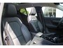Volvo XC40 T5 AUT7 Recharge R-Design | Panoramadak met schuif-/kanteldak | Verwarmbare voorstoelen en stuurwiel | Adaptive Cruise & Pilot Assist | Power seats incl. Memory | Interieur voorverwarming | 360 Camera | Apple carplay & Android auto |