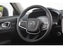 Volvo XC40 T5 263PK AUT7 Recharge R-Design | Adaptive Cruise & Pilot Assist | Schuif-/kanteldak | Power Seats incl. Memory | Lederen Bekleding | Stoel & Stuurverwarming | 360 Camera | AppleCarplay & AndroidAuto |