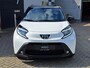 Toyota Aygo X PULSE NIEUW DIRECT LEVERBAAR BI-TONE APPLE & ANDROID PARKEERCAMERA