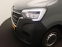Renault Master T35 2.3 dCi 150 L2H2 DC Comfort | Dubbele Cabine| Pack Full Mobile Office | Pack R-link Multimedia DAB | Achteruitrijcamera + parkeersensoren achter | Cruise Control | Dodehoekspiegel in zonneklep bijrijder | Climate Control | Opstap in achterbumper | Trekhaak met Trailer Swing Contro | Vier seizoenen banden