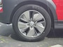 Hyundai Kona Electric EV Comfort 64 kWh | Achteruitrijcamera | Apple Carplay & Android Auto | Climate control |