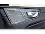Volvo XC60 2.0 T6 AWD 250kW/340pk Aut8 Recharge Inscription Excl. Facelift! HARMAN/KARDON + PANORAMADAK + EL.TREKHAAK + HEAD-UP + ADAPT.CRUISE + STOEL-&STUURVERWARMING + CAMERA + PD-GLASS + GOOGLE DASH + KEYLESS ENTRY&GO + PARKSENSOREN + 19" LM-VELGEN!!