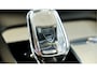 Volvo XC60 2.0 T6 AWD 250kW/340pk Aut8 Recharge Inscription Excl. Facelift! HARMAN/KARDON + PANORAMADAK + EL.TREKHAAK + HEAD-UP + ADAPT.CRUISE + STOEL-&STUURVERWARMING + CAMERA + PD-GLASS + GOOGLE DASH + KEYLESS ENTRY&GO + PARKSENSOREN + 19" LM-VELGEN!!