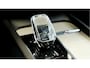Volvo XC60 2.0 T6 AWD 250kW/340pk Aut8 Recharge Inscription Excl. Facelift! HARMAN/KARDON + PANORAMADAK + EL.TREKHAAK + HEAD-UP + ADAPT.CRUISE + STOEL-&STUURVERWARMING + CAMERA + PD-GLASS + GOOGLE DASH + KEYLESS ENTRY&GO + PARKSENSOREN + 19" LM-VELGEN!!
