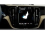 Volvo XC60 2.0 T6 AWD 250kW/340pk Aut8 Recharge Inscription Excl. Facelift! HARMAN/KARDON + PANORAMADAK + EL.TREKHAAK + HEAD-UP + ADAPT.CRUISE + STOEL-&STUURVERWARMING + CAMERA + PD-GLASS + GOOGLE DASH + KEYLESS ENTRY&GO + PARKSENSOREN + 19" LM-VELGEN!!