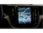 Volvo XC60 2.0 T6 AWD 250kW/340pk Aut8 Recharge Inscription Excl. Facelift! HARMAN/KARDON + PANORAMADAK + EL.TREKHAAK + HEAD-UP + ADAPT.CRUISE + STOEL-&STUURVERWARMING + CAMERA + PD-GLASS + GOOGLE DASH + KEYLESS ENTRY&GO + PARKSENSOREN + 19" LM-VELGEN!!