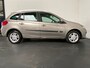 Renault Clio Estate 1.6-16V Dynamique