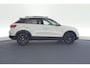 Volkswagen T-Roc 1.5 TSI 150pk DSG Style Camera Panoramadak IQ.Light Stoelverwarming Carplay
