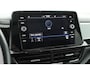 Volkswagen T-Roc 1.5 TSI 150pk DSG Style Camera Panoramadak IQ.Light Stoelverwarming Carplay