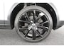Volkswagen T-Roc 1.5 TSI 150pk DSG Style Trekhaak Camera Panoramadak IQ.Light Stoelverwarming Carplay