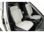 Volkswagen T-Roc 1.5 TSI 150pk DSG Style Camera Panoramadak IQ.Light Stoelverwarming Carplay