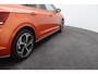 Volkswagen Polo 1.0 TSI Highline Business R-Line Panoramadak | Achterbank in delen neerklapbaar | Achteruitrijcamera | Airco (automatisch)
