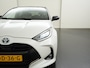Toyota Yaris 1.5 Hybrid Executive Bi Tone | Camera | Head-up | JBL Audio | Zondag Open!