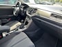 Volkswagen T-Roc 1.0 TSI 110pk Style Parkeersensoren / airco / 16" LMV