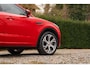 Jaguar E-Pace 2.0 P250 AWD First Edition R | Meridian | HUD | ACC | 360gr | 20"