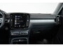 Volvo XC40 B4 Inscription | Verwarmbare voorstoelen en achterbank | Verwarmbaar stuurwiel | 360° parkeercamera | Adaptive cruise control | Premium audio | BLIS | Volvo on Call | Parkeerverwarming | Parkeersensoren voor + achter |