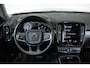 Volvo XC40 B4 Inscription | Electrische bedienbare voorstoelen | Stoelverwarming | 360° parkeercamera | Adaptive cruise control | Exterieur Stylingkit | BLIS | Volvo on Call | Parkeerverwarming | Parkeersensoren voor + achter |