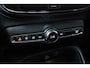 Volvo XC40 B4 Inscription | Electrische bedienbare voorstoelen | Stoelverwarming | 360° parkeercamera | Adaptive cruise control | Exterieur Stylingkit | BLIS | Volvo on Call | Parkeerverwarming | Parkeersensoren voor + achter |