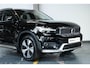 Volvo XC40 B4 Inscription | Electrische bedienbare voorstoelen | Stoelverwarming | 360° parkeercamera | Adaptive cruise control | Exterieur Stylingkit | BLIS | Volvo on Call | Parkeerverwarming | Parkeersensoren voor + achter |