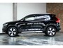 Volvo XC40 B4 Inscription | Verwarmbare voorstoelen en achterbank | Verwarmbaar stuurwiel | 360° parkeercamera | Adaptive cruise control | Premium audio | BLIS | Volvo on Call | Parkeerverwarming | Parkeersensoren voor + achter |