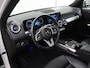 Mercedes-Benz GLB 200 Business Solution Luxury | Achteruitrijcamera | Widescreen | Stoelverwarming | Sfeerverlichting |
