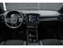 Volvo XC40 T4 Recharge Inscription | Trekhaak | Panoramadak| Interieur voorverwarming| Adaptieve Cruise Control| Electrisch bedienbare voorstoelen|Rondomzicht Camera|Park Assist voor en Achter