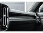 Volvo XC40 T4 Recharge Inscription | Trekhaak | Panoramadak| Interieur voorverwarming| Adaptieve Cruise Control| Electrisch bedienbare voorstoelen|Rondomzicht Camera|Park Assist voor en Achter