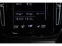 Volvo XC40 T4 Recharge Inscription | 360° Parkeercamera | Semi Elektrische Wegklapbare trekhaak | 4-Seizoenenbanden | Draadloze telefoonlader | Panoramadak | Harman Kardon Premium Audio | Stoel en Stuurwielverwarming | Parkeersensoren voor + achter | Parkeerverwarming | Adaptive Cruise Control |